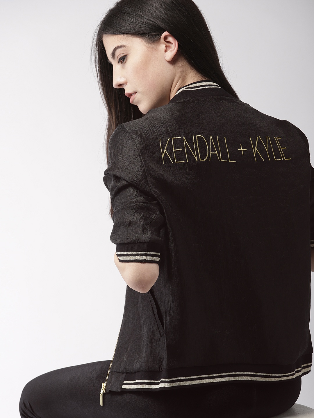 

FOREVER 21 Kendall + Kylie Women Black Back Printed Bomber