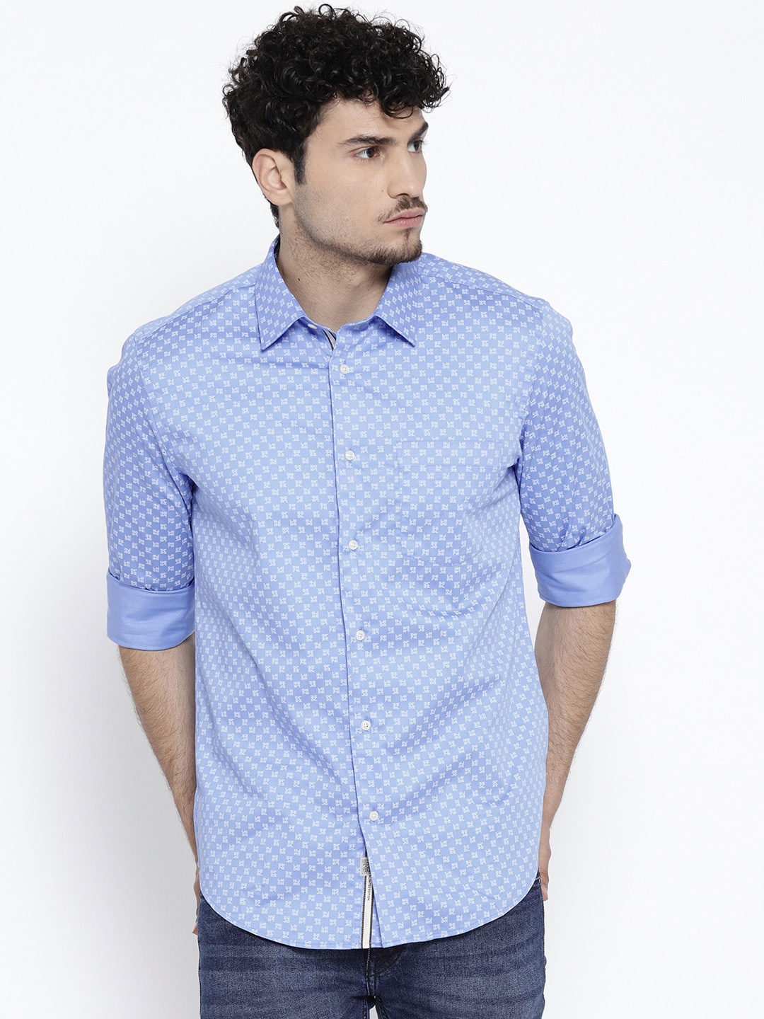 

Blackberrys Men Blue Slim Fit Printed Casual Shirt