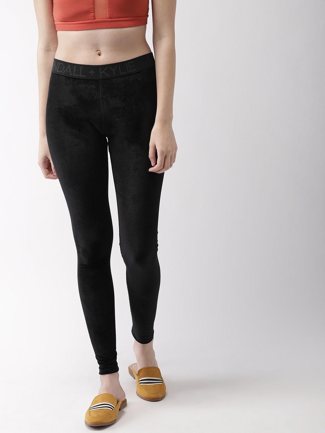 

FOREVER 21 Kendall + Kylie Women Black Ankle-Length Velvet Leggings