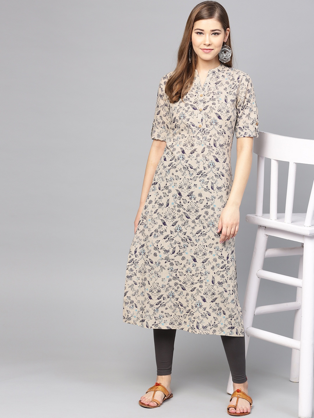 

Varanga Women Taupe & Navy Blue Floral Print Straight Kurta