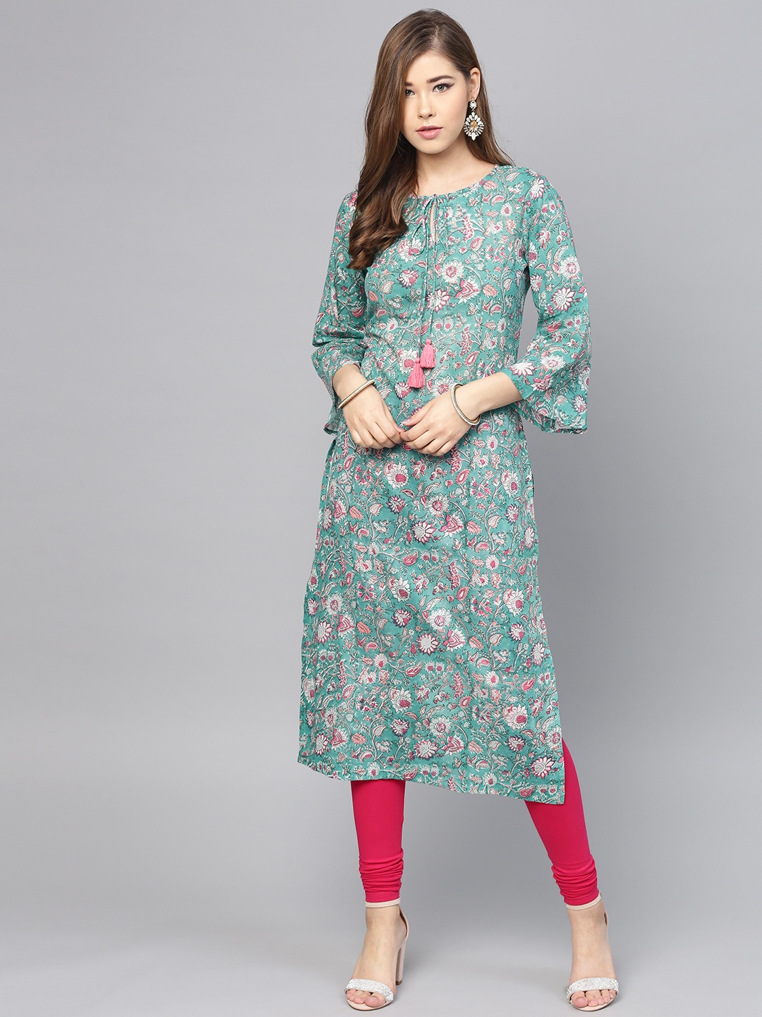 

Varanga Women Green & White Printed Straight Kurta