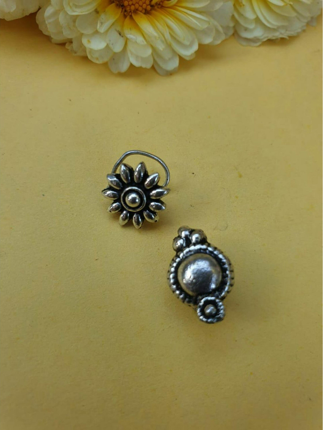 

FIROZA Set of 2 Oxidised Silver-Toned Nosepins