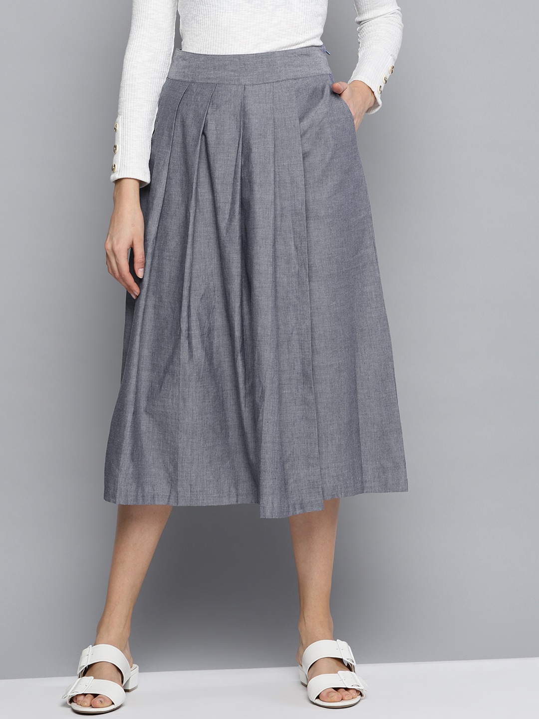 

RARE Women Grey Regular Fit Solid Culottes