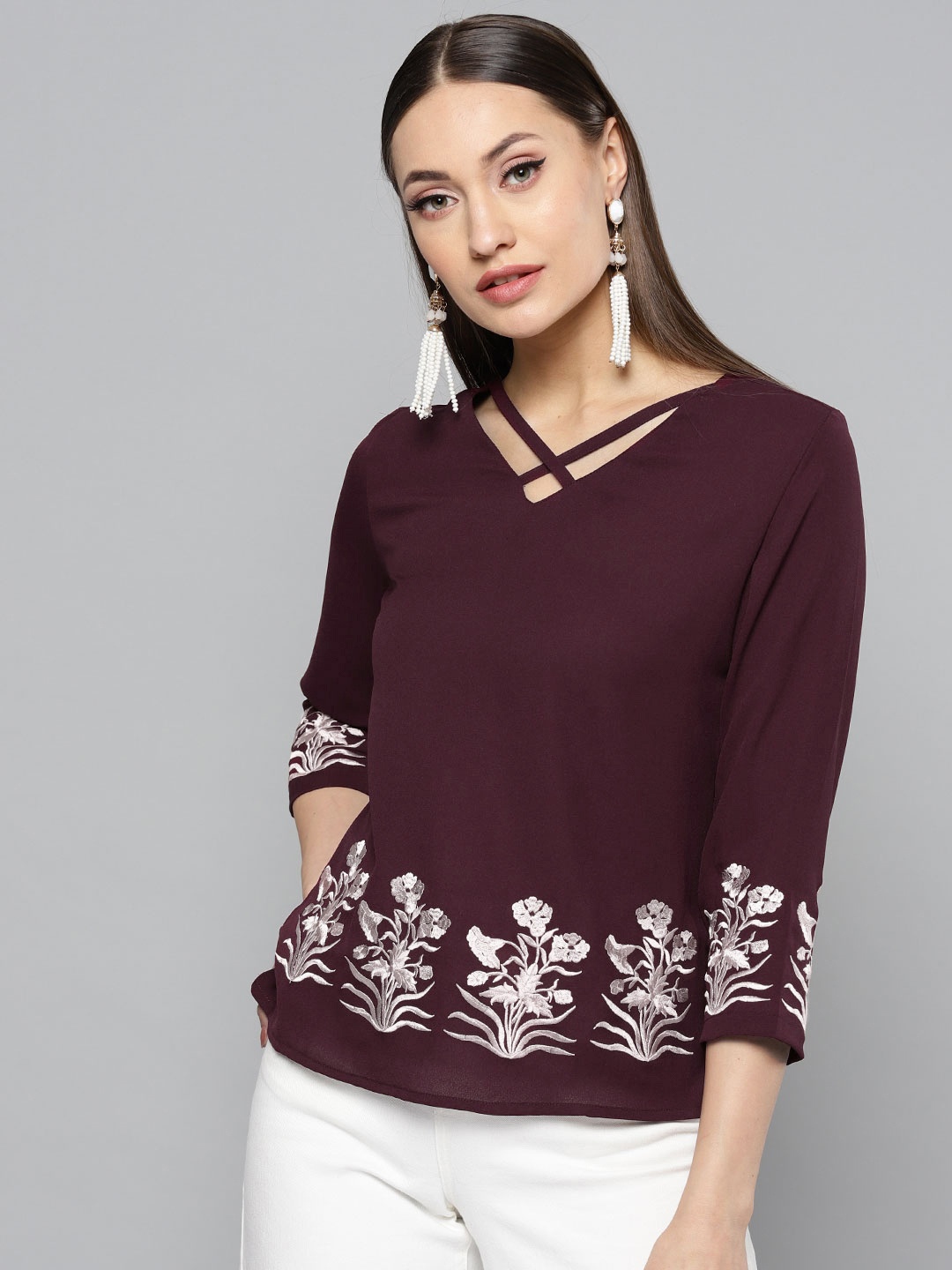 

RARE Women Burgundy Embroidered Detail Top