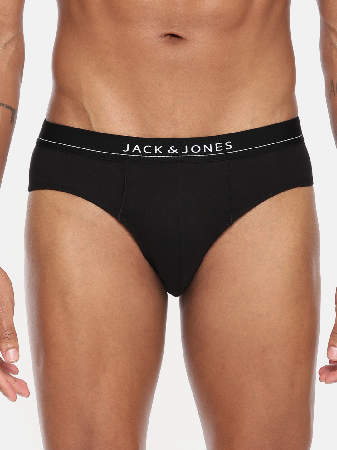 

Jack & Jones Men Black Solid Briefs 2059371020