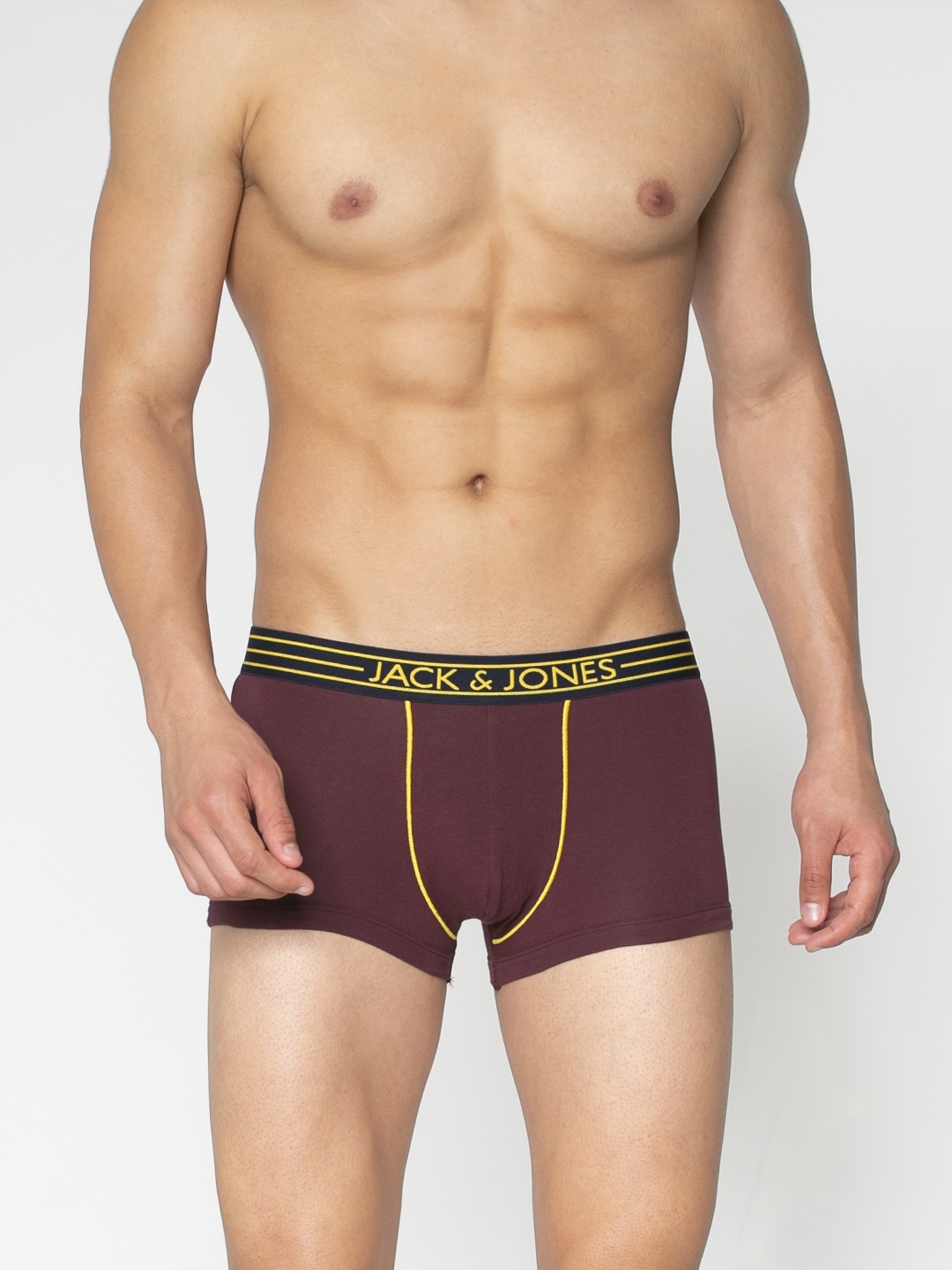 

Jack & Jones Men Maroon Solid Trunks 2054028005