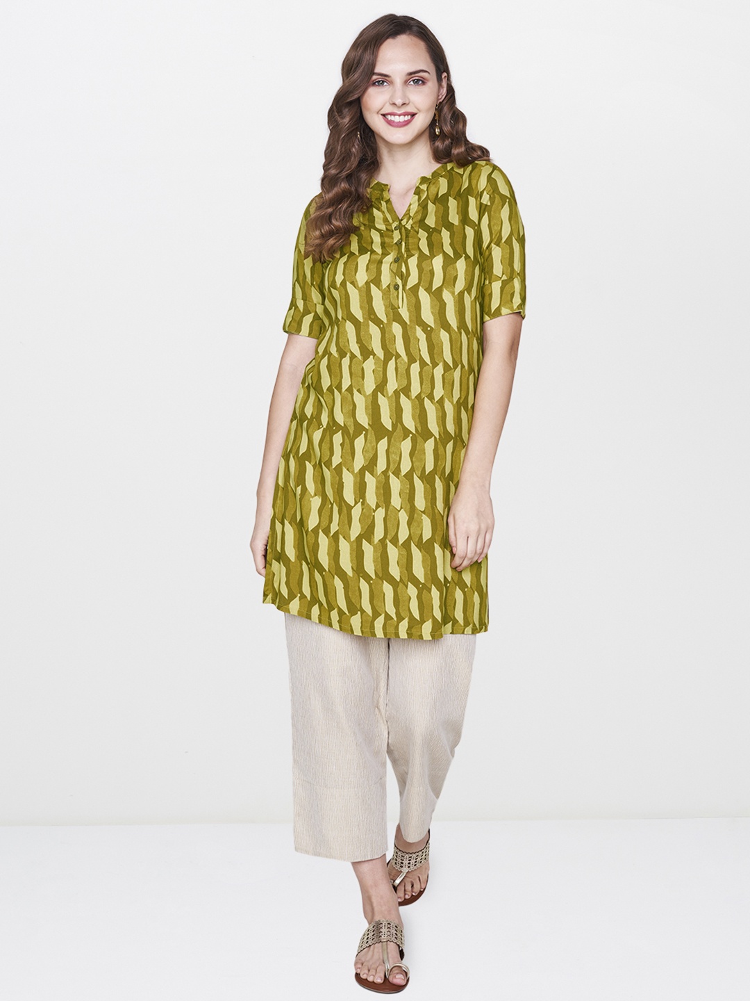 

Global Desi Green Printed Tunic