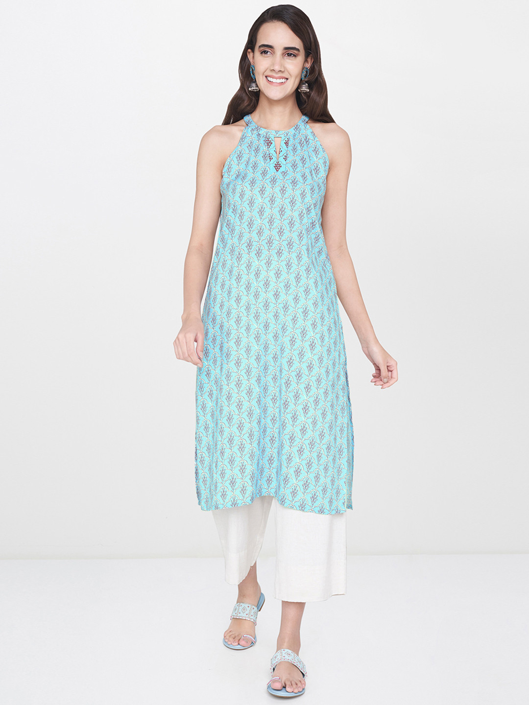

Global Desi Women Blue Printed Straight Kurta