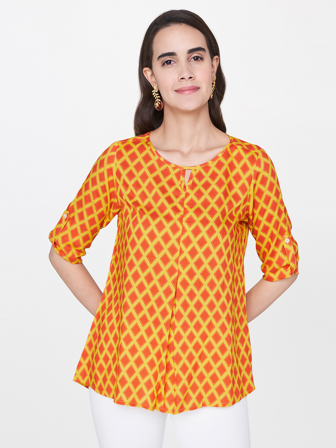 

Global Desi Women Yellow & Orange Printed Top
