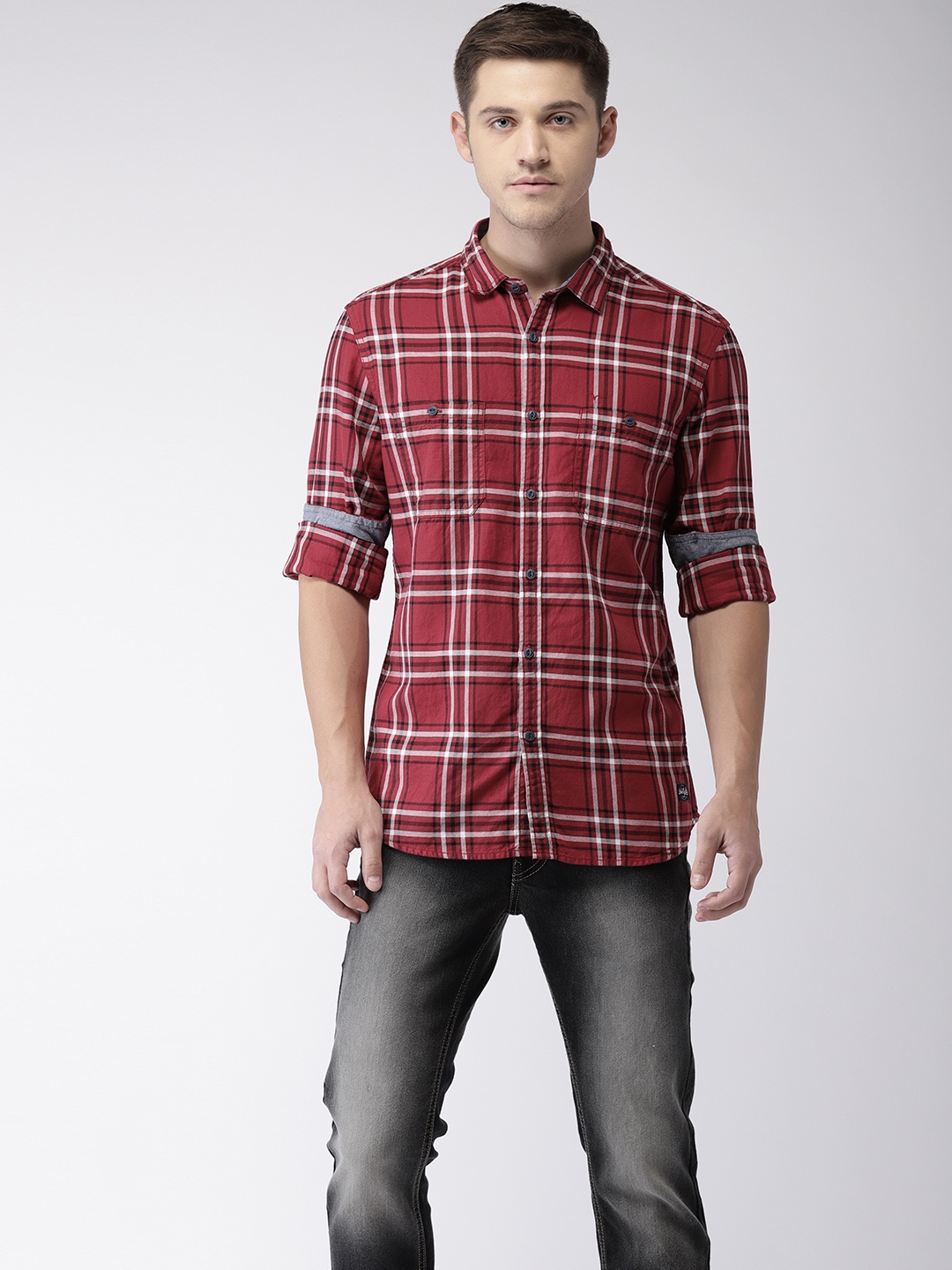 

Flying Machine Men Red & White Regular Fit Checked Casual Shirt