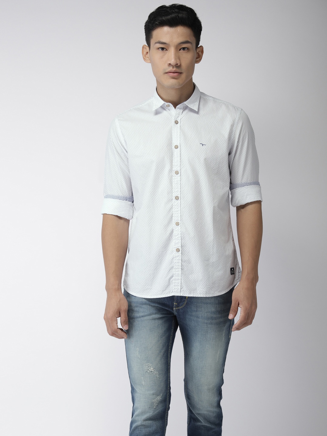 

Flying Machine Men White & Blue Regular Fit Printed Casual Shirt