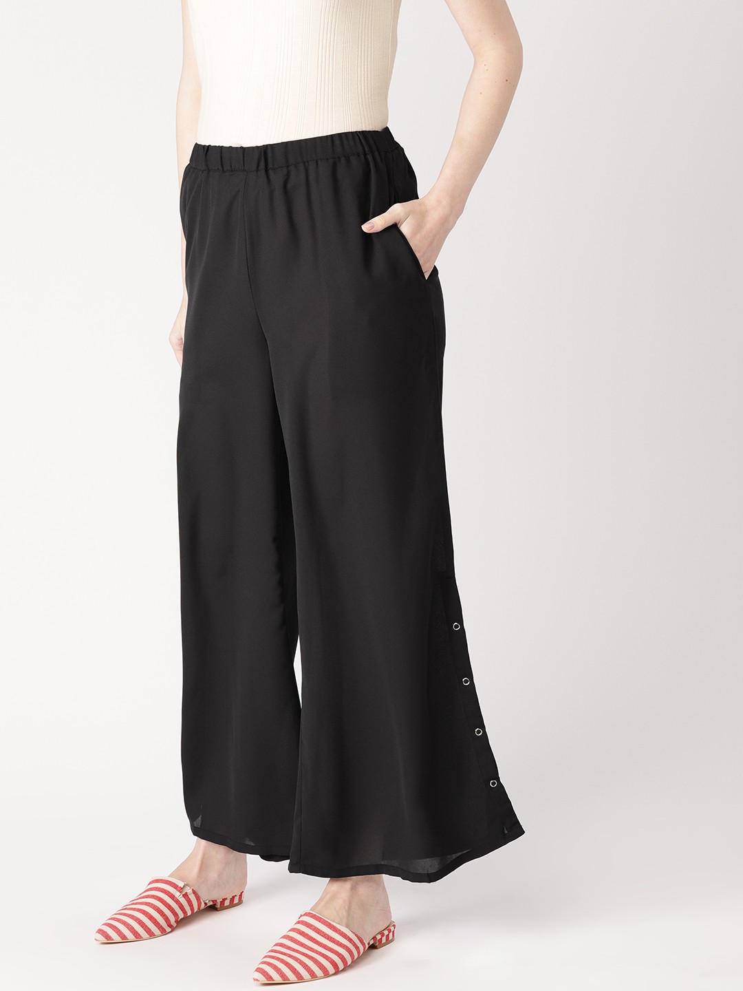 

DressBerry Women Black Regular Fit Solid Parallel Trousers