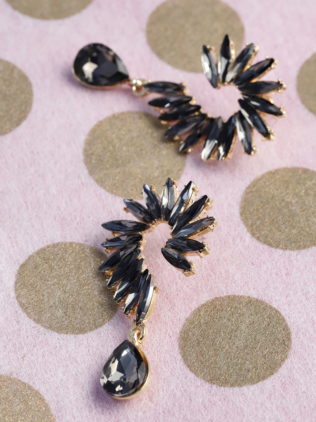 

YouBella Black Gold-Plated Stone-Studded Contemporary Drop Earrings