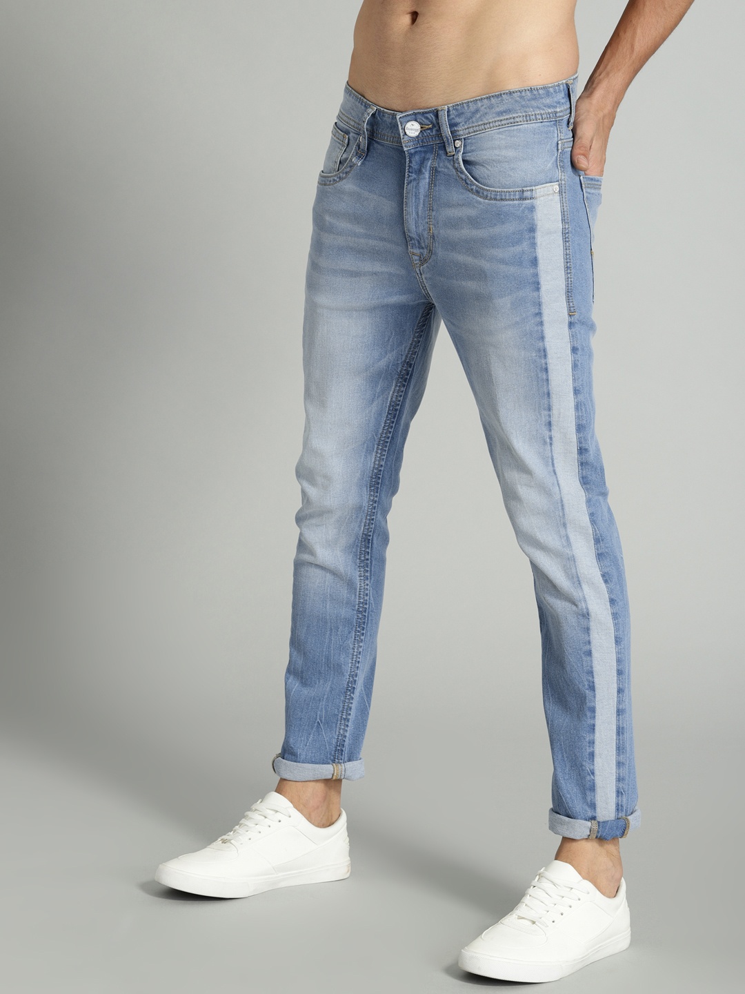 

Roadster Men Blue Side Detail Skinny Fit Mid-Rise Clean Look Stretchable Jeans