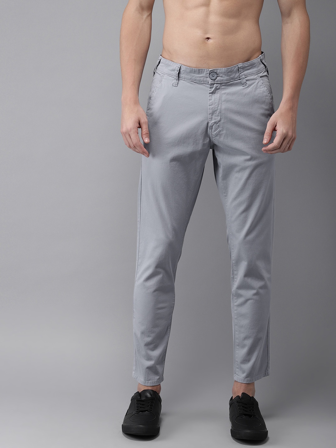 

HERE&NOW Men Grey Slim Fit Chinos