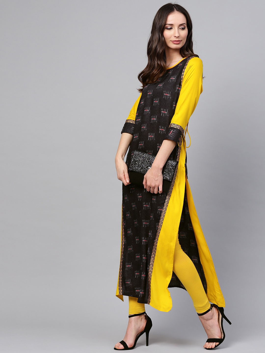 

ANAISA Women Black & Yellow Printed Straight Kurta