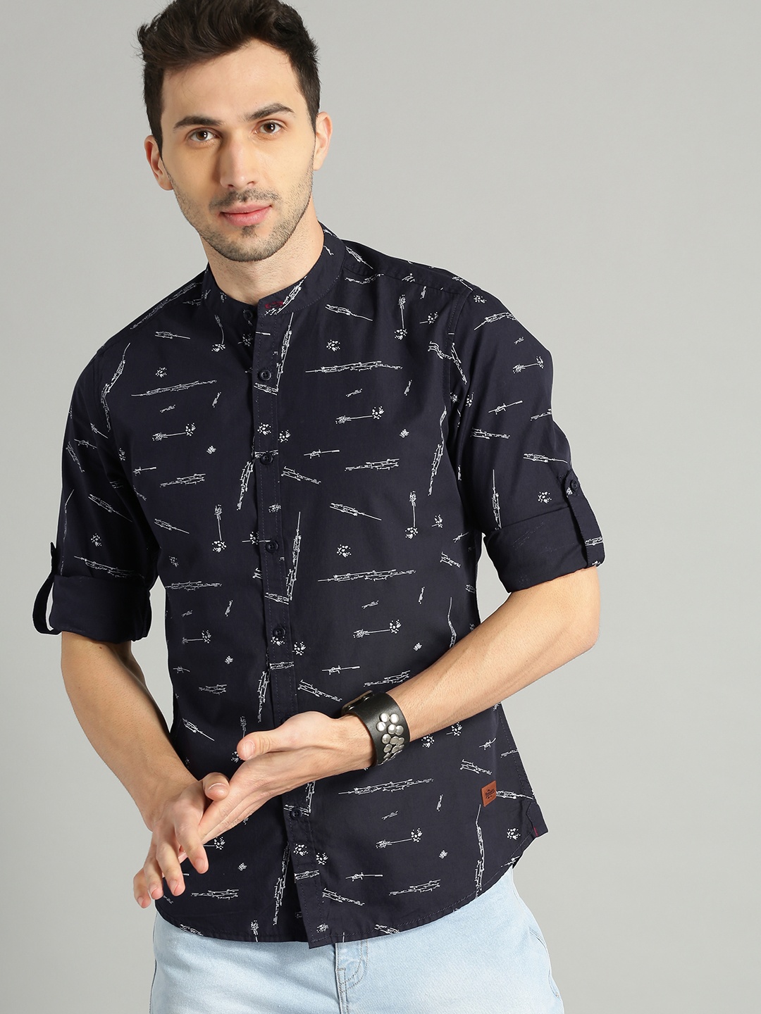 

Roadster Men Navy Blue & White Printed Cotton Casual Shirt