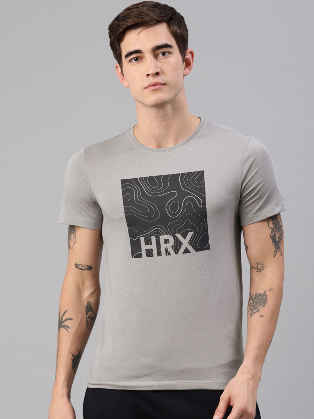 

HRX by Hrithik Roshan Men Grey Regular Fit Printed Outdoor Pure Cotton T-shirt