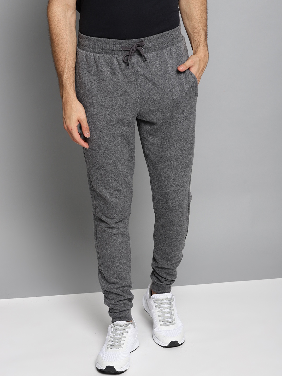 

UNDER ARMOUR Men Charcoal Grey Rival Fleece Solid Joggers