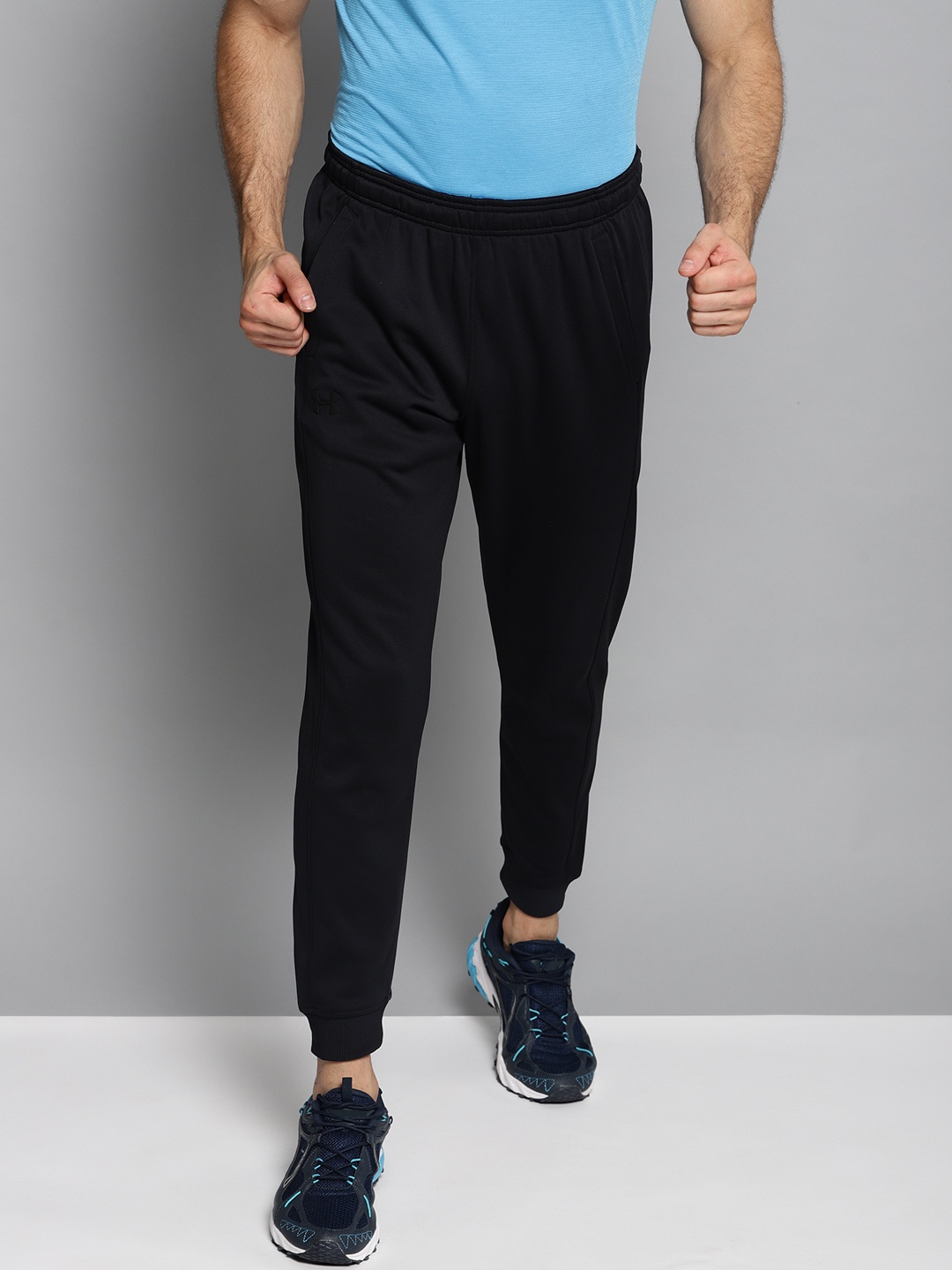 

UNDER ARMOUR Men Black Fleece Solid Joggers