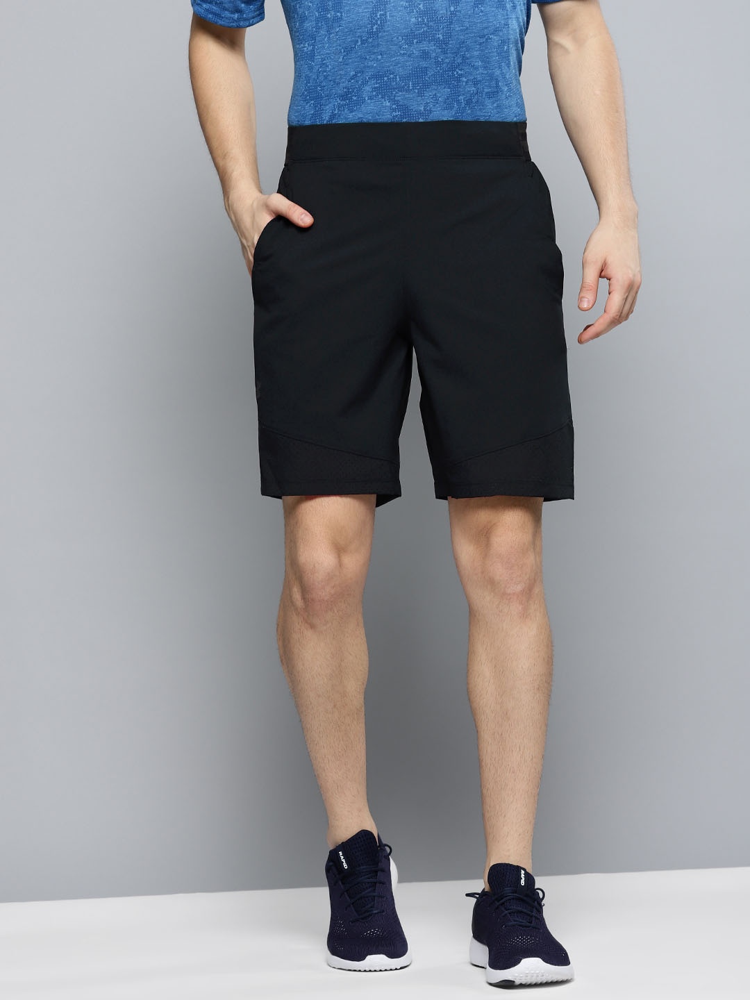

UNDER ARMOUR Men Black Solid Woven Graphic Sports Shorts