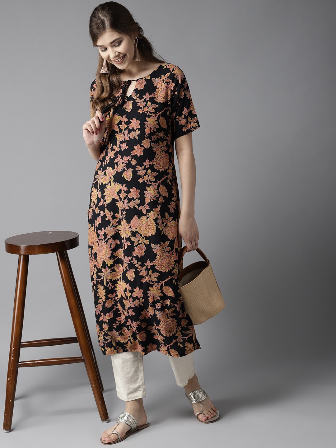 

HERE&NOW Women Black & Peach-Coloured Printed Straight Kurta