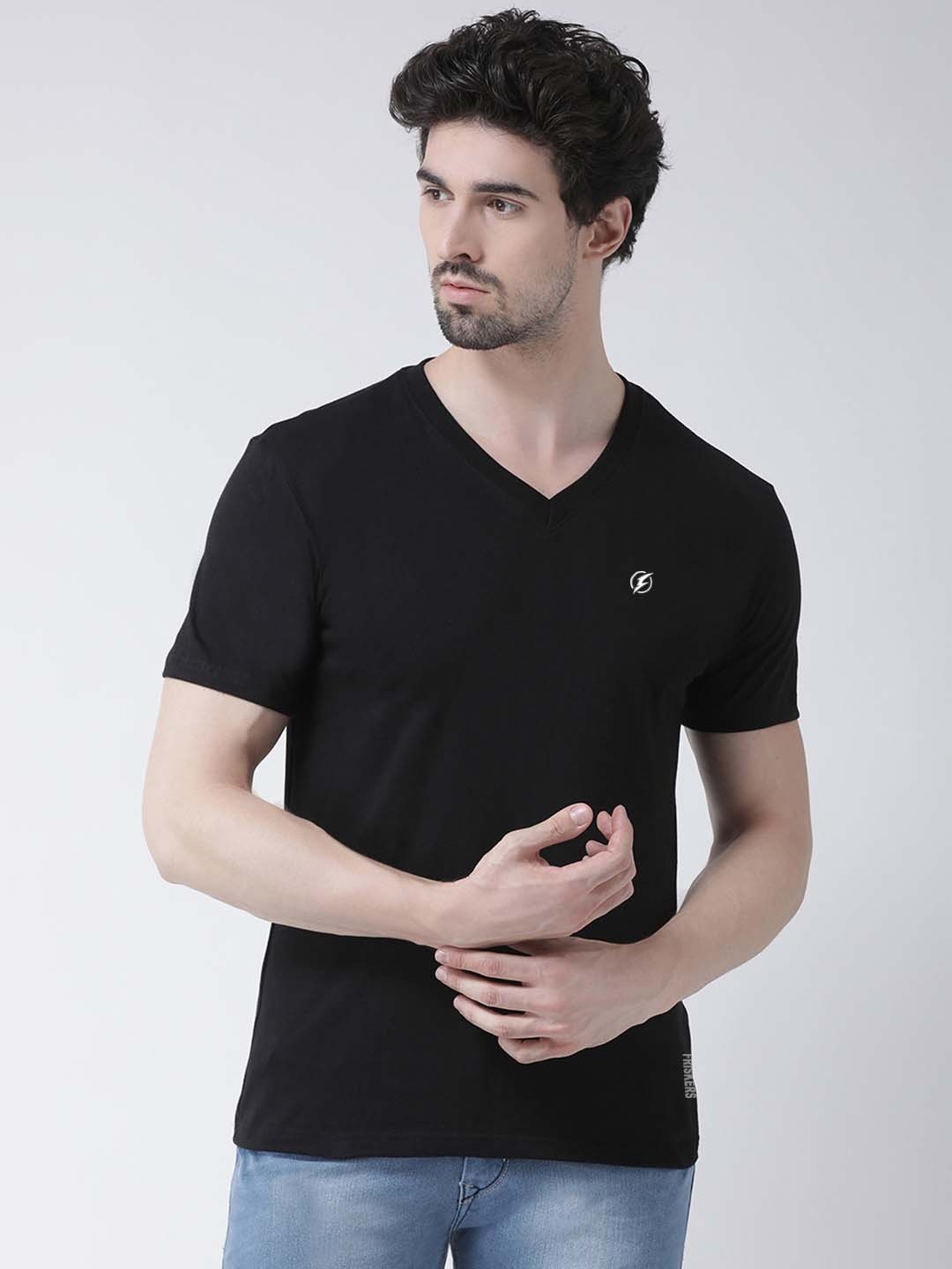 

Friskers Men Black Solid V-Neck Pure Cotton T-shirt