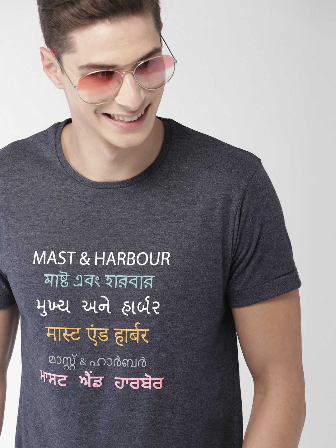 

Mast & Harbour Men Navy Printed Round Neck T-shirt, Navy blue
