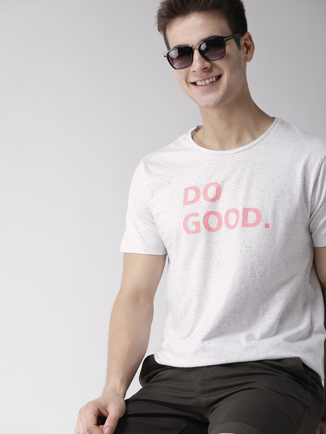 

Mast & Harbour Men Off-White Printed Round Neck T-shirt