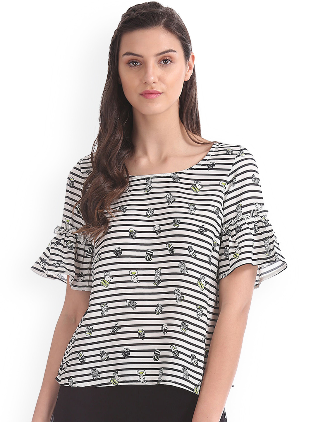 

Sugr Women Black Striped Top