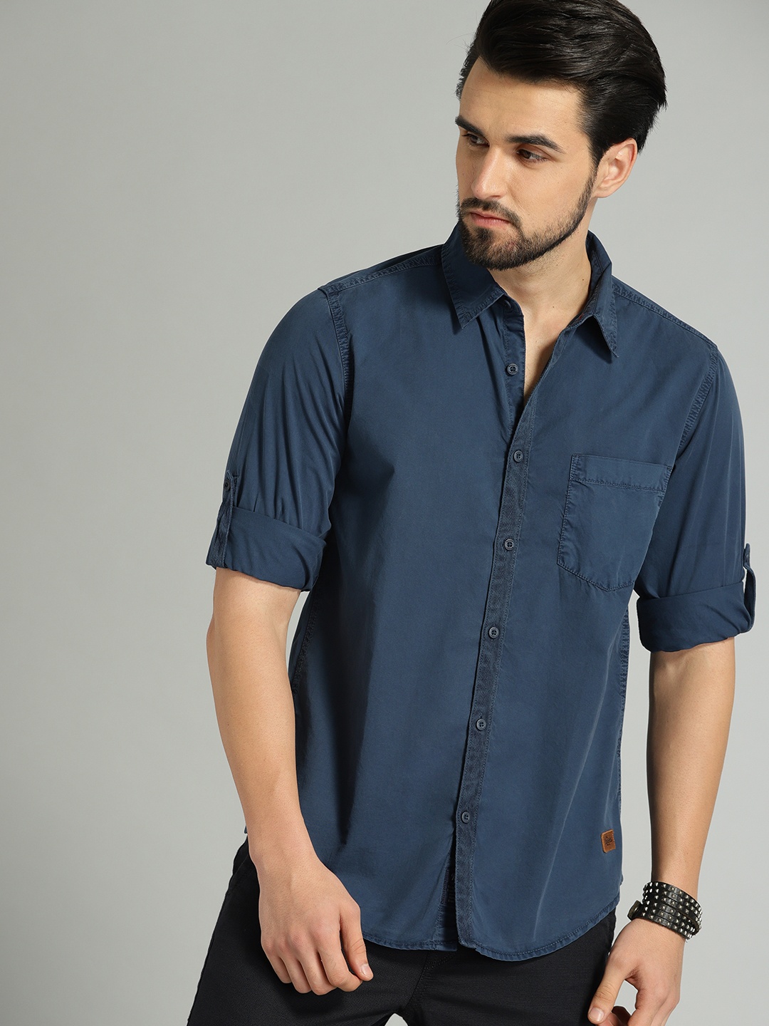 

Roadster Men Navy Blue Regular Fit Solid Casual Shirt
