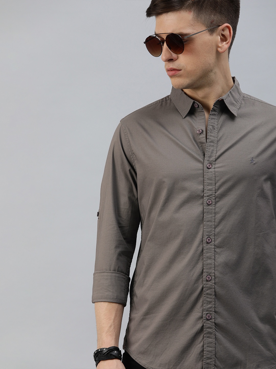 

Roadster Men Charcoal Grey Stretchable Casual Shirt