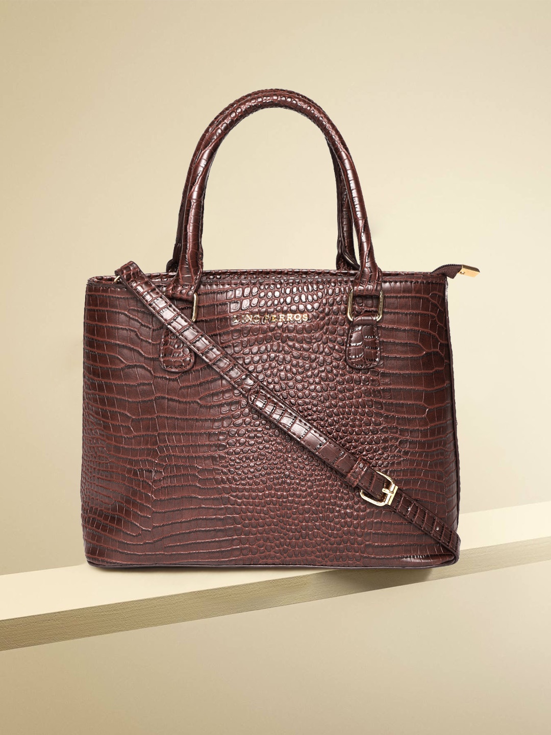 

Lino Perros Brown Croc Textured Handheld Bag