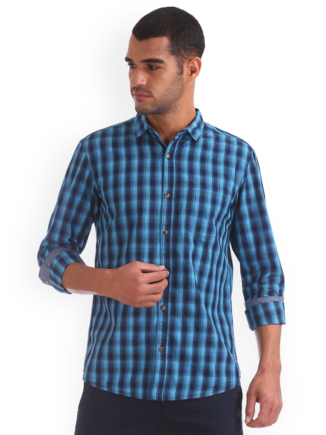 

Ruggers Men Blue Regular Fit Checked Casual Shirt