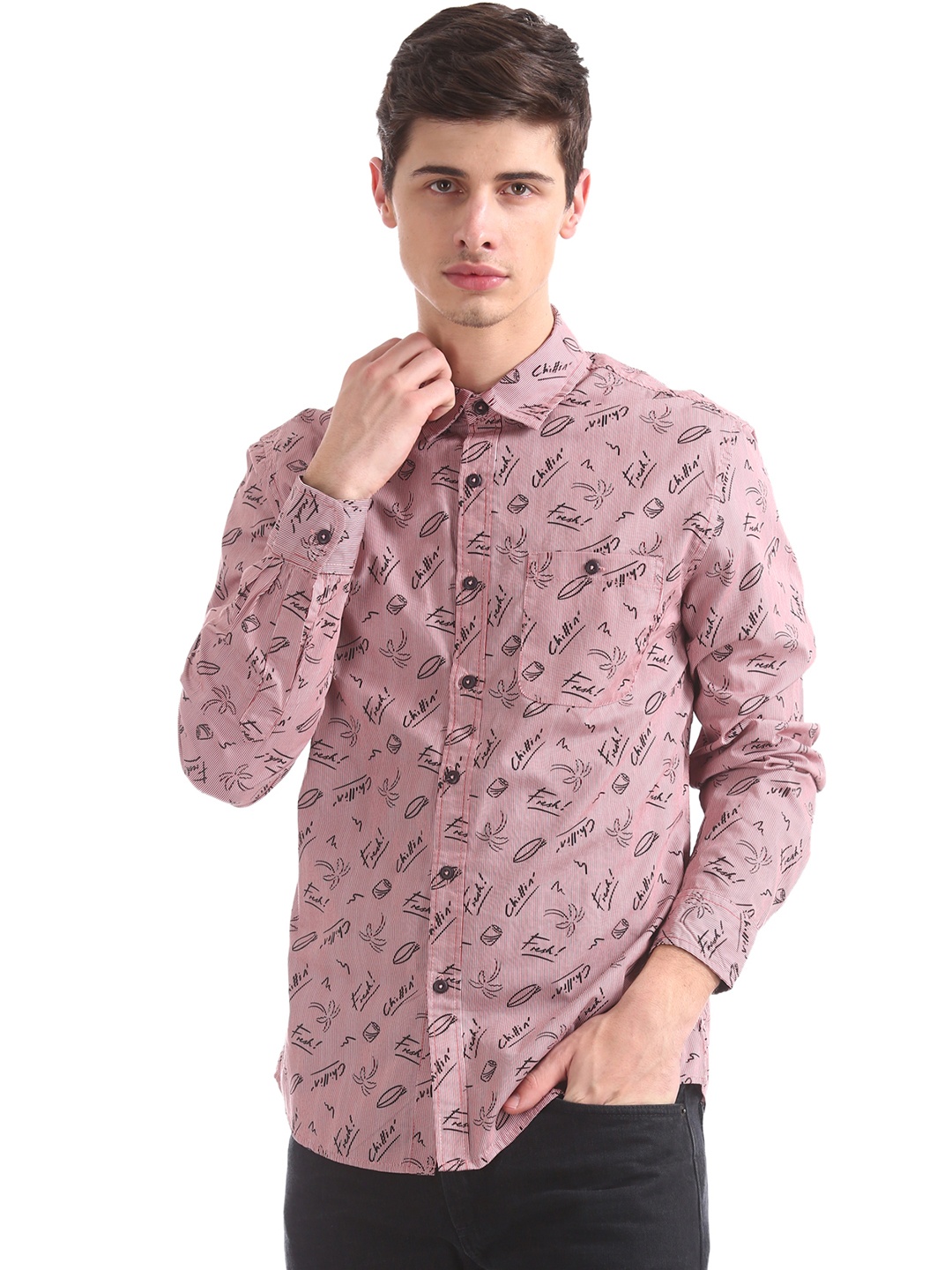 

Colt Men Pink Regular Fit Printed Casual Shirt