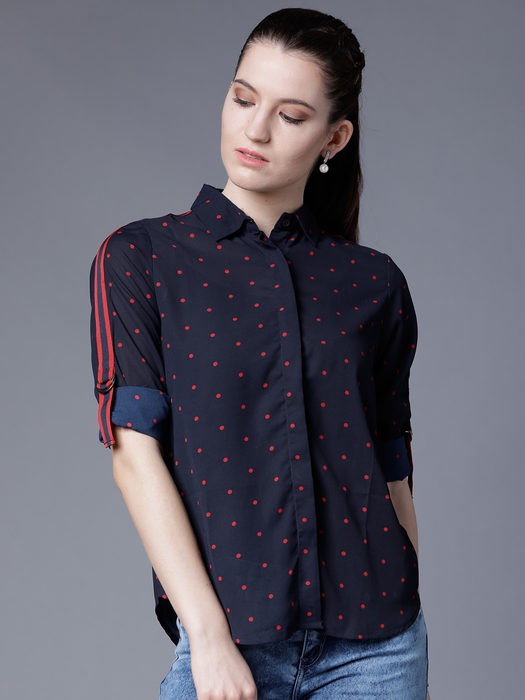 

Tokyo Talkies Women Navy Blue Regular Fit Printed Casual Shirt