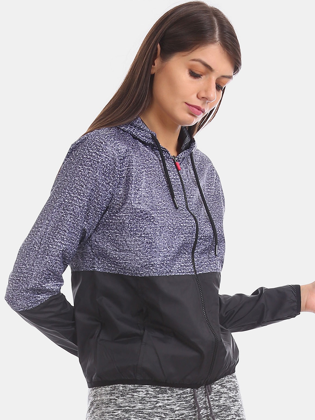 

Sugr Women Black Self Design Hooded Sweatshirt