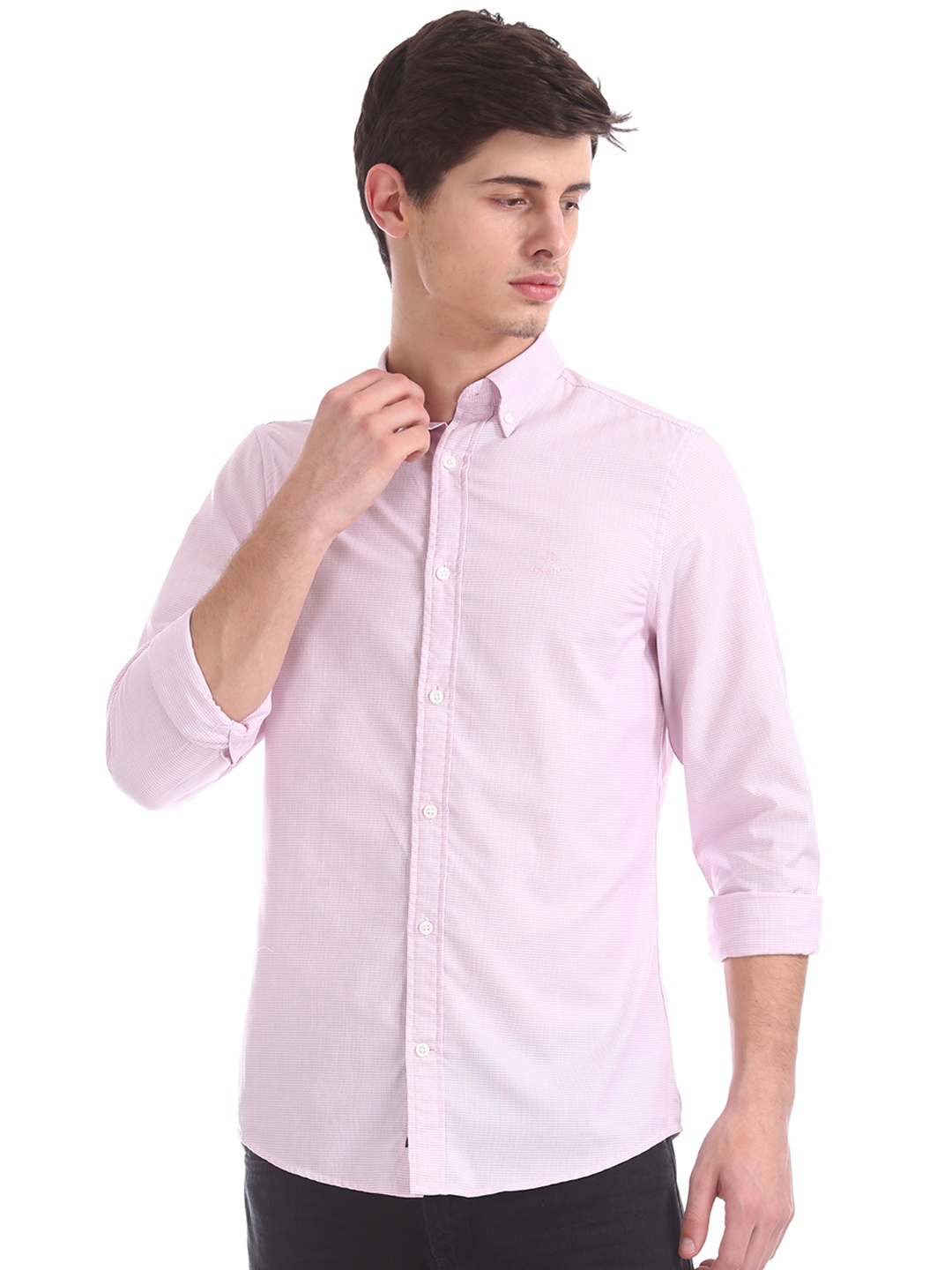 

GANT Men Pink Slim Fit Solid Casual Shirt