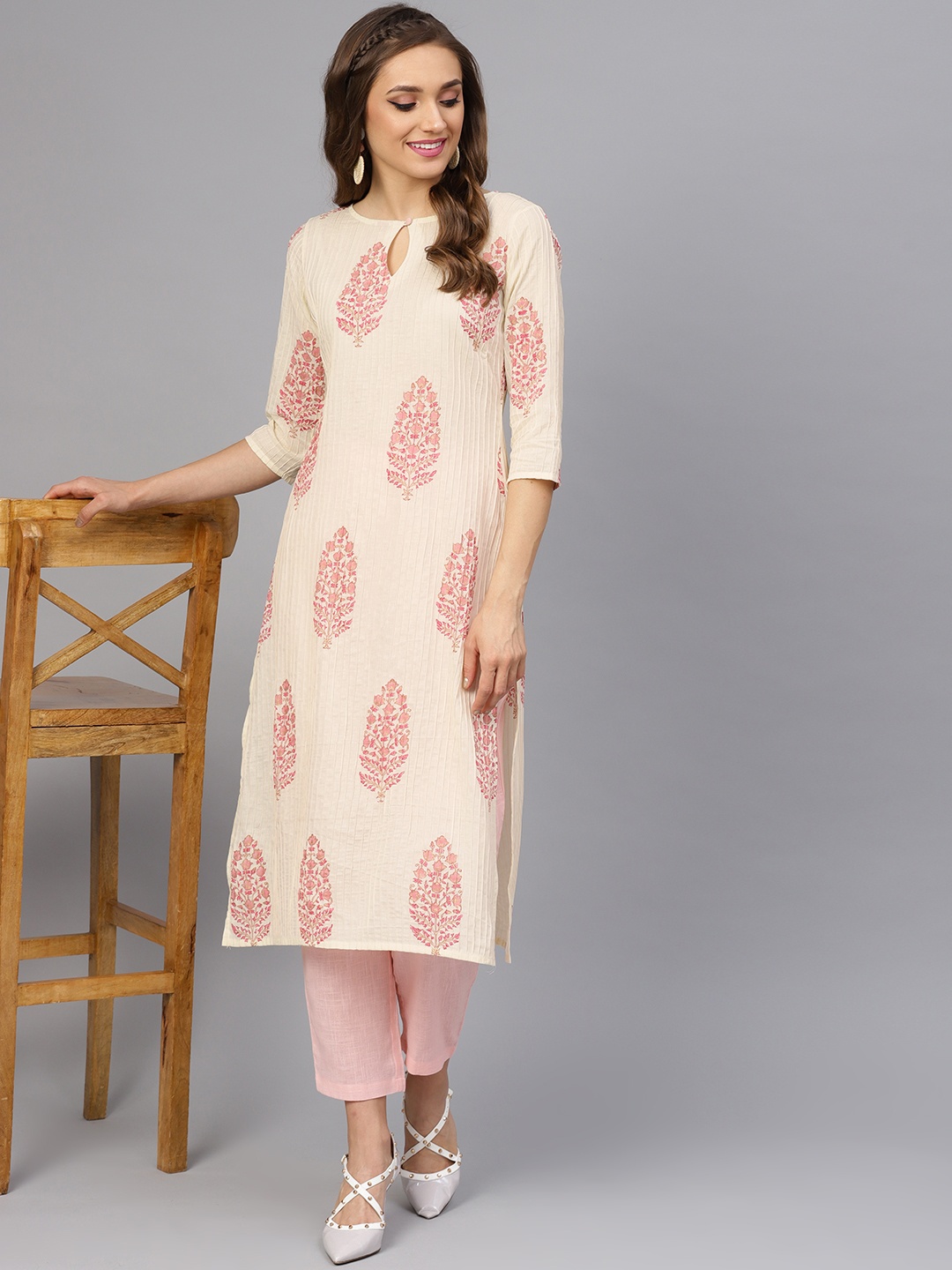 

Idalia Women Cream-Coloured & Pink Handblock Print Kurta with Trousers