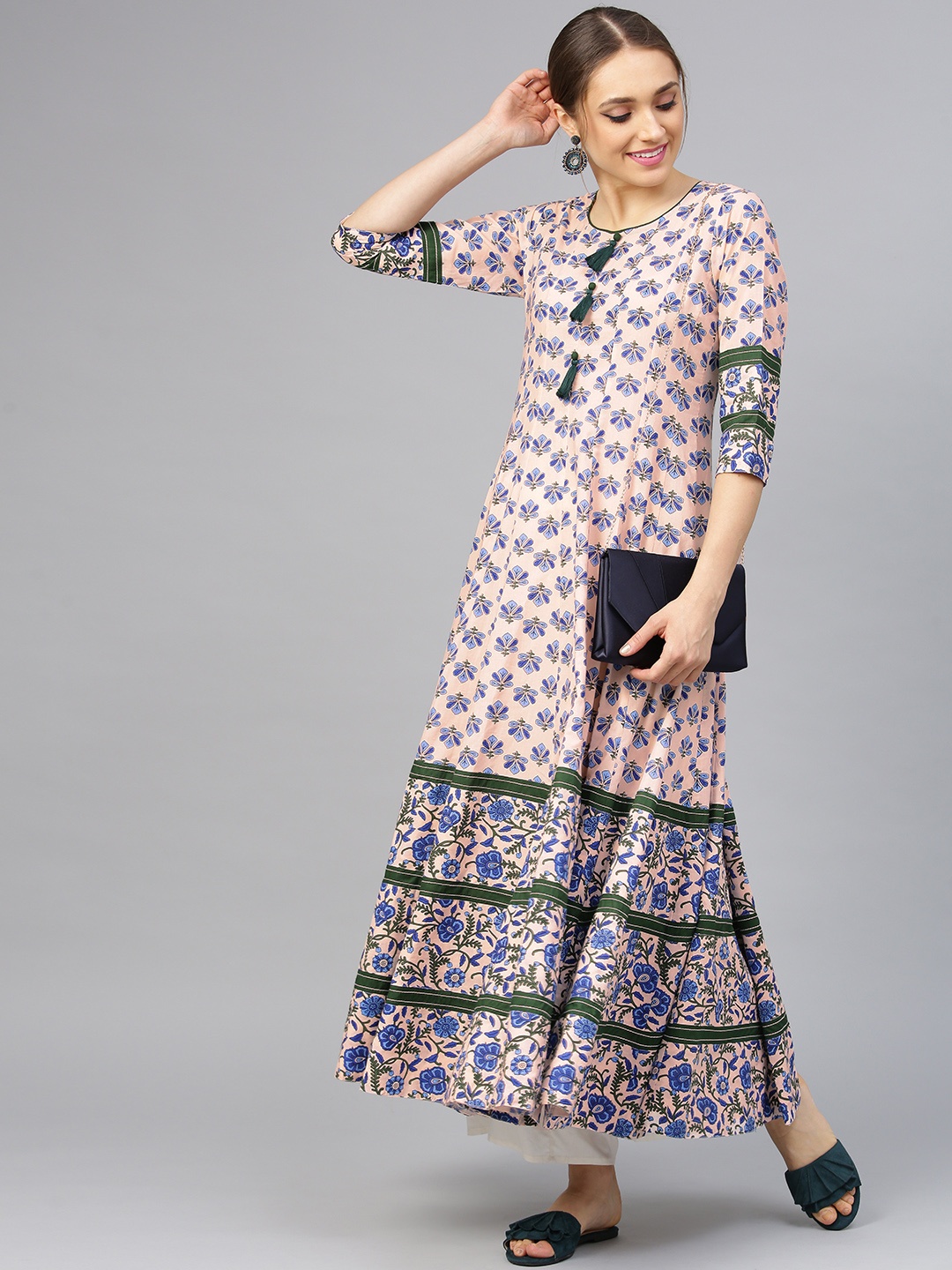 

Idalia Women Pink & Blue Printed Anarkali Kurta