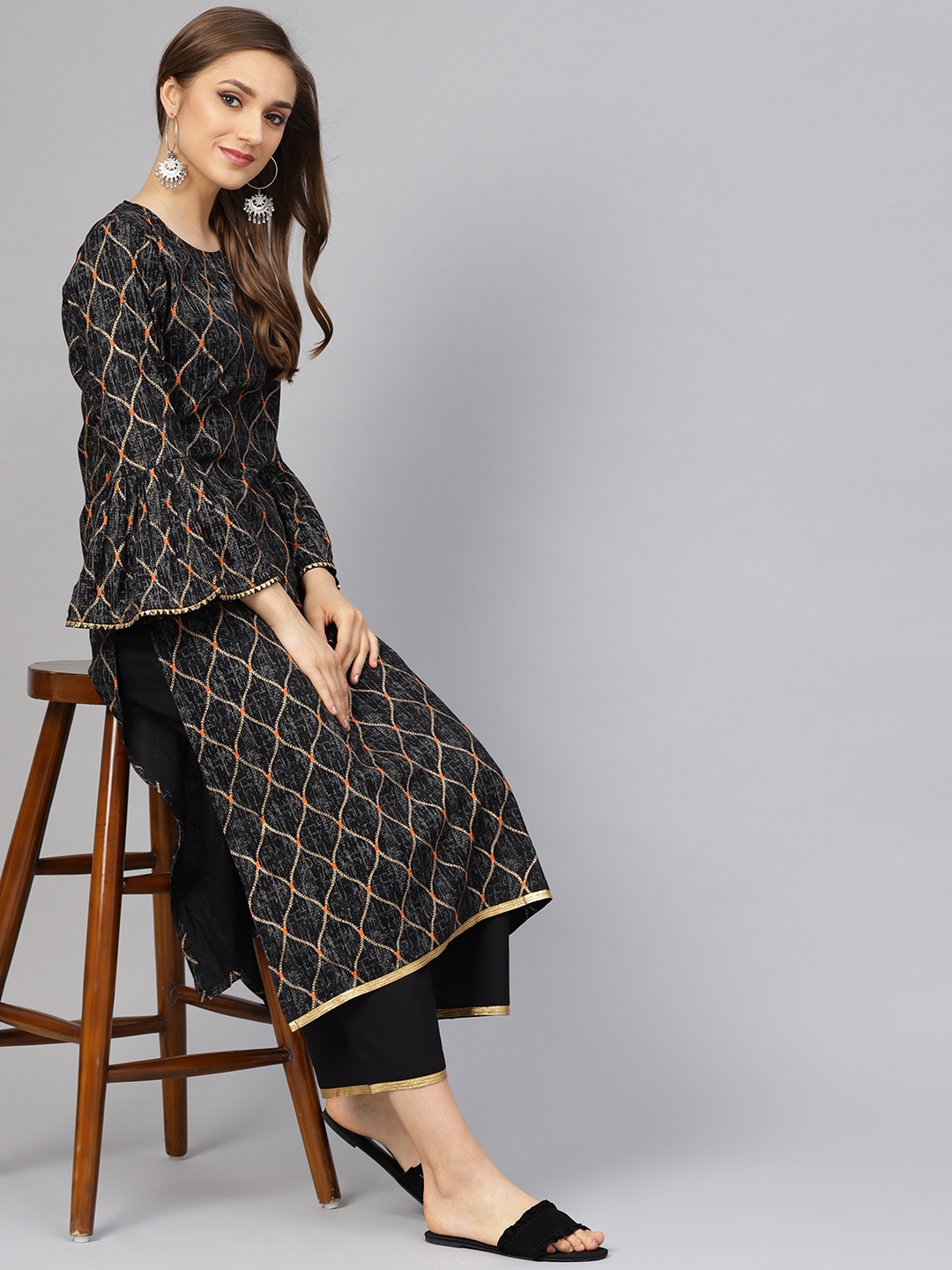 

Idalia Women Black & Golden Printed Kurta with Palazzos