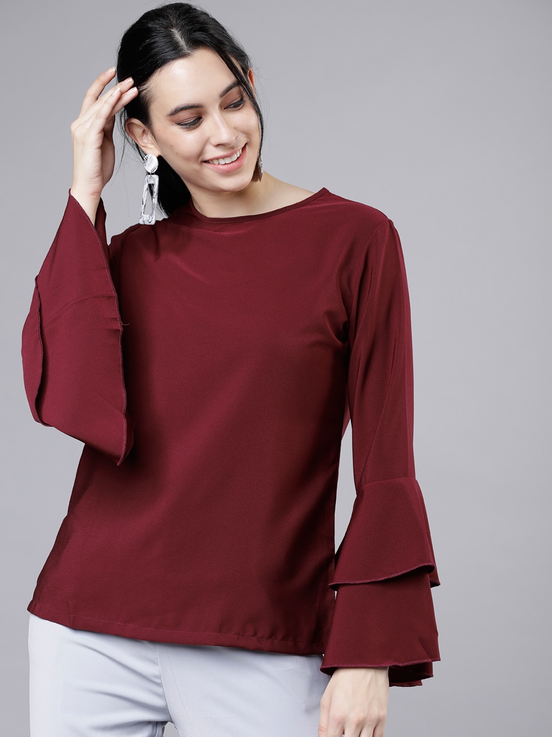 

Tokyo Talkies Women Burgundy Solid Top