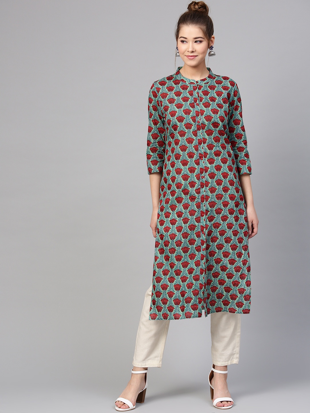 

Varanga Women Green & Red Floral Printed Straight Kurta
