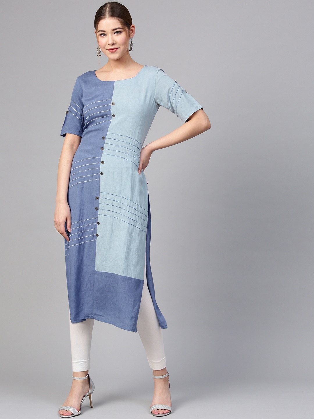 

Varanga Women Blue Colourblocked Straight Kurta
