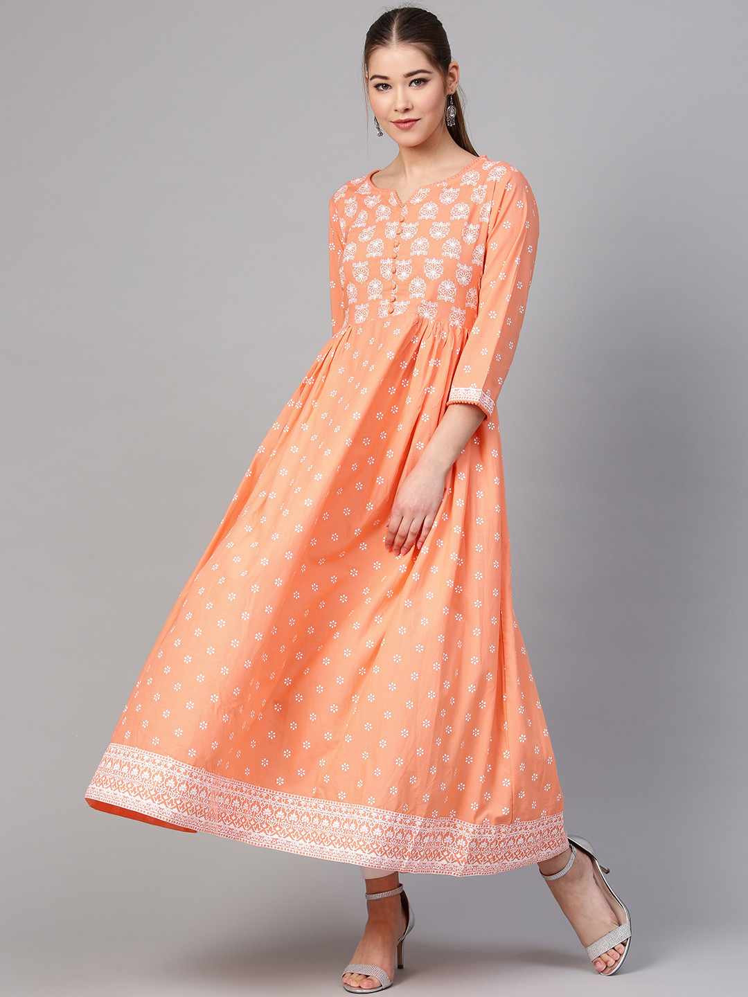 

Varanga Women Peach-Coloured & White Khari Print A-Line Kurta