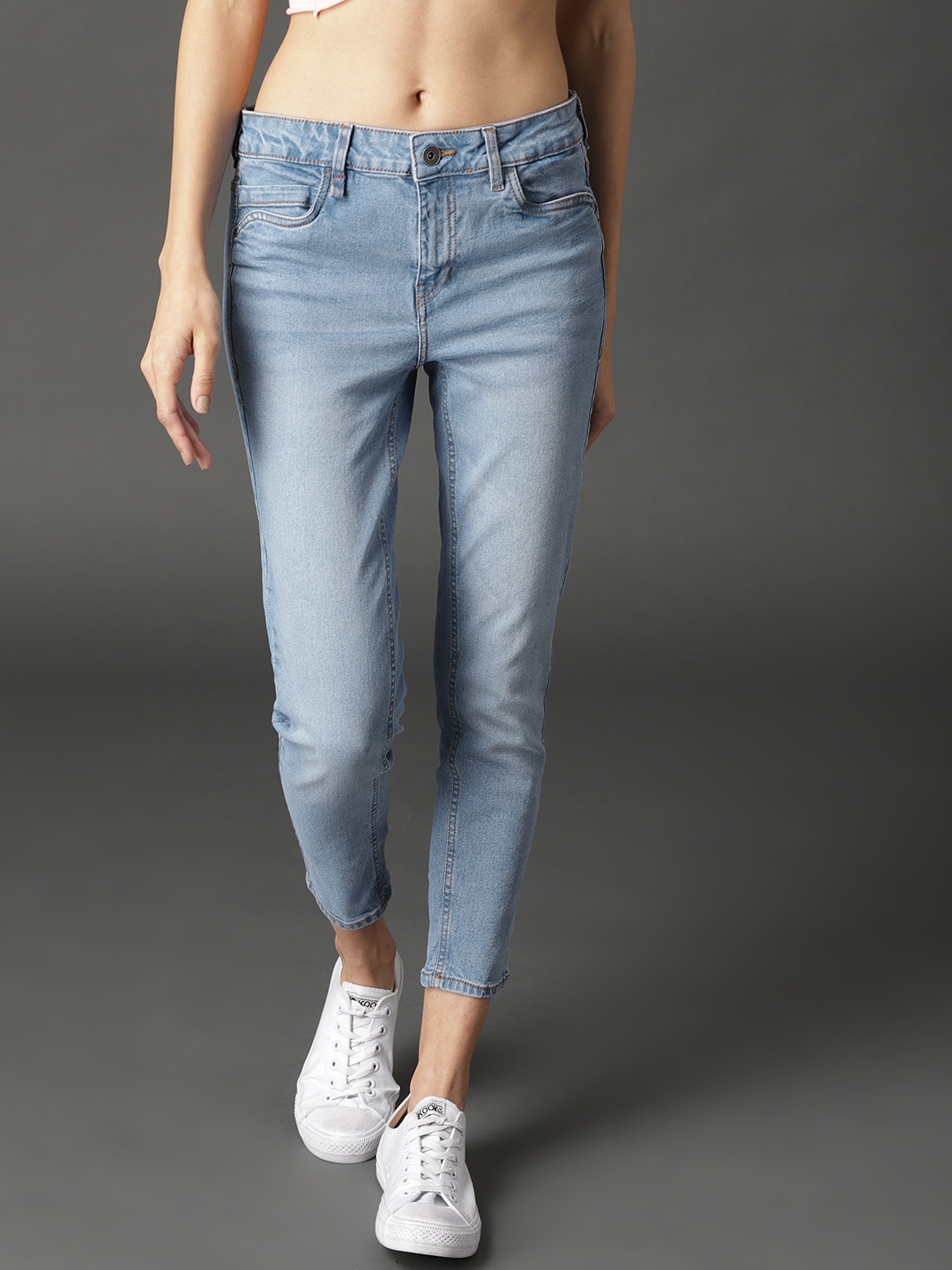 

The Roadster Lifestyle Co Women Blue Skinny Fit Mid-Rise Clean Look Stretchable Crop Jeans