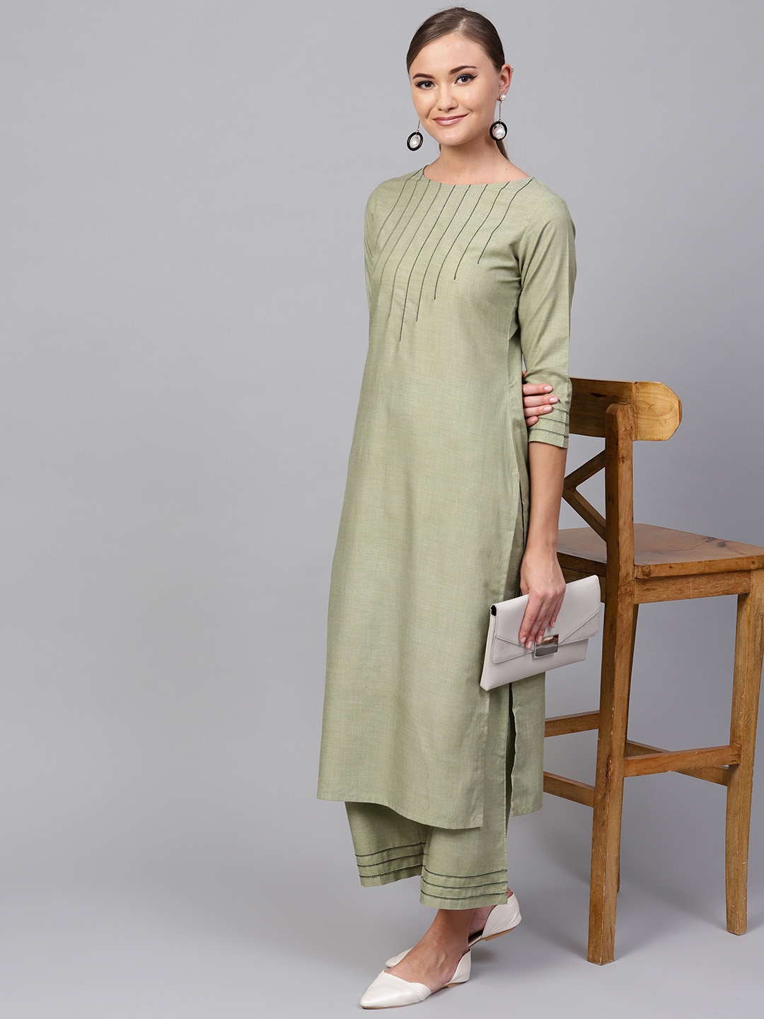 

Indo Era Women Green Solid Straight Kurta