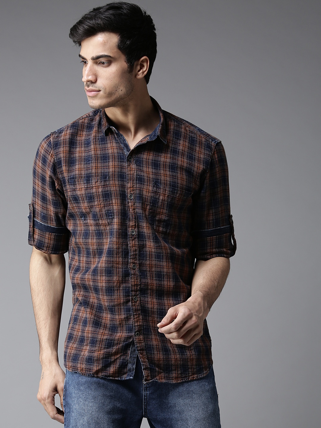 

DENNISON Men Brown & Navy Blue Slim Fit Checked Casual Shirt