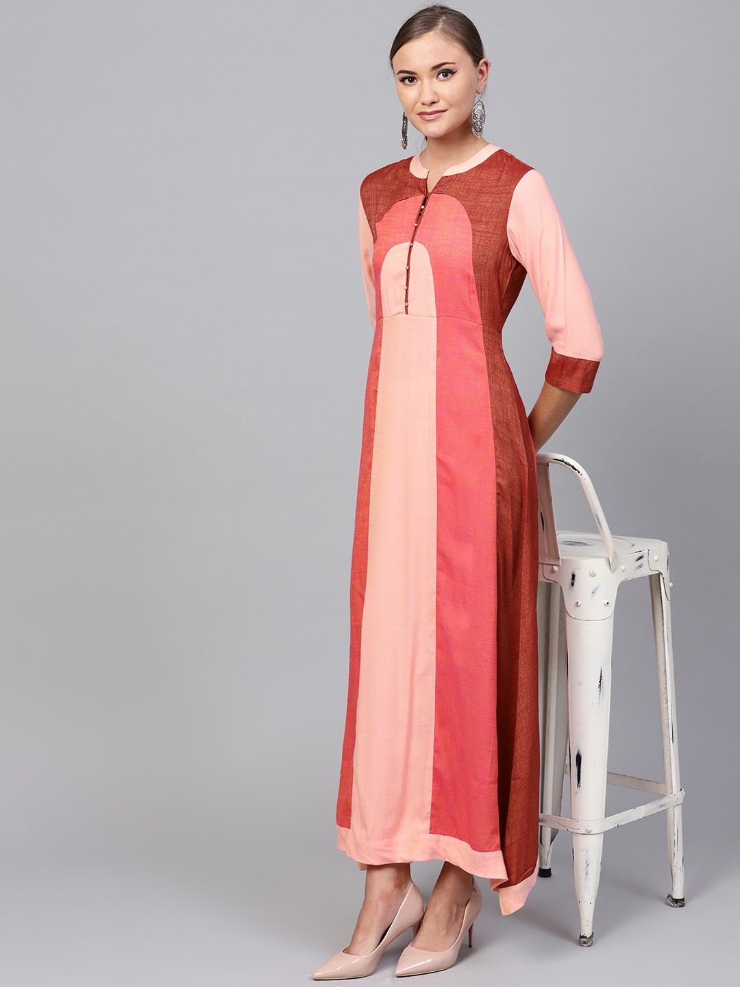 

Indo Era Women Peach-Coloured & Burgundy Colourblocked A-Line Kurta