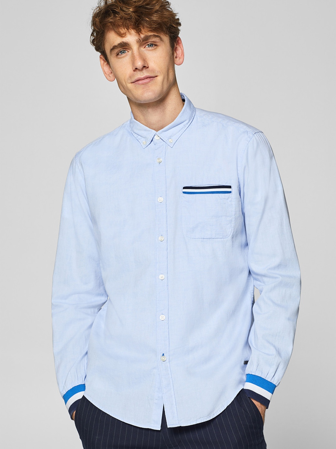 

ESPRIT Men Blue Regular Fit Solid Casual Shirt